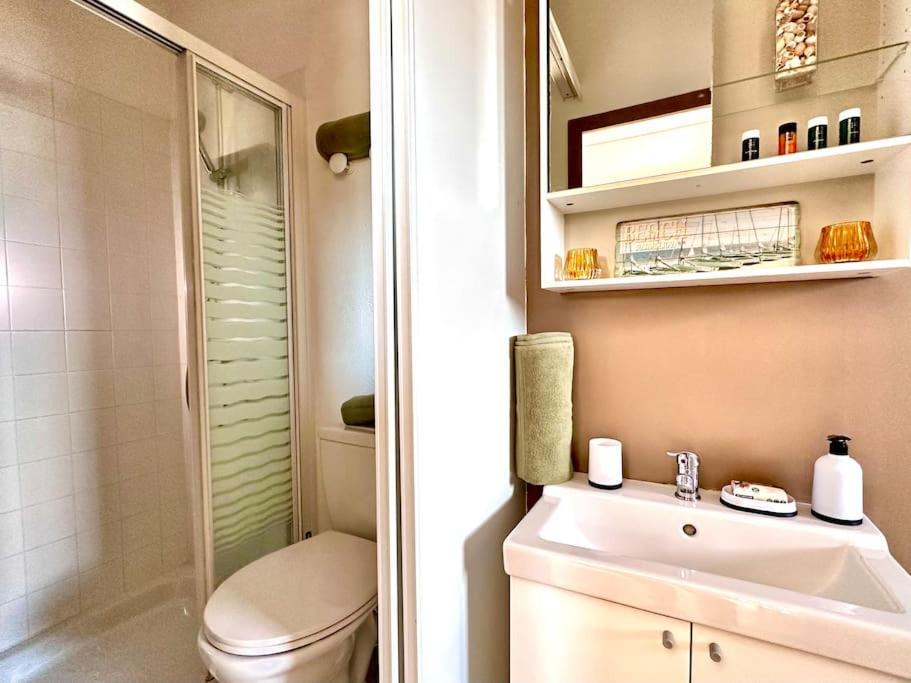 Le Coin De Mer 2, Bord De Mer, Plage 30M, Cosy, Clim, Wifi, 4 Personnes Fos-sur-Mer Eksteriør billede