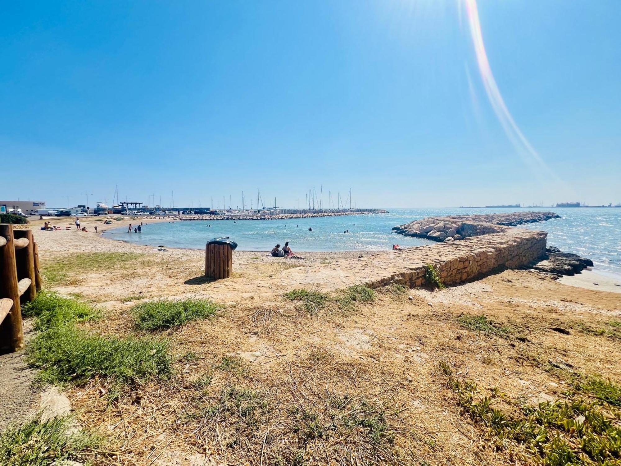 Le Coin De Mer 2, Bord De Mer, Plage 30M, Cosy, Clim, Wifi, 4 Personnes Fos-sur-Mer Eksteriør billede