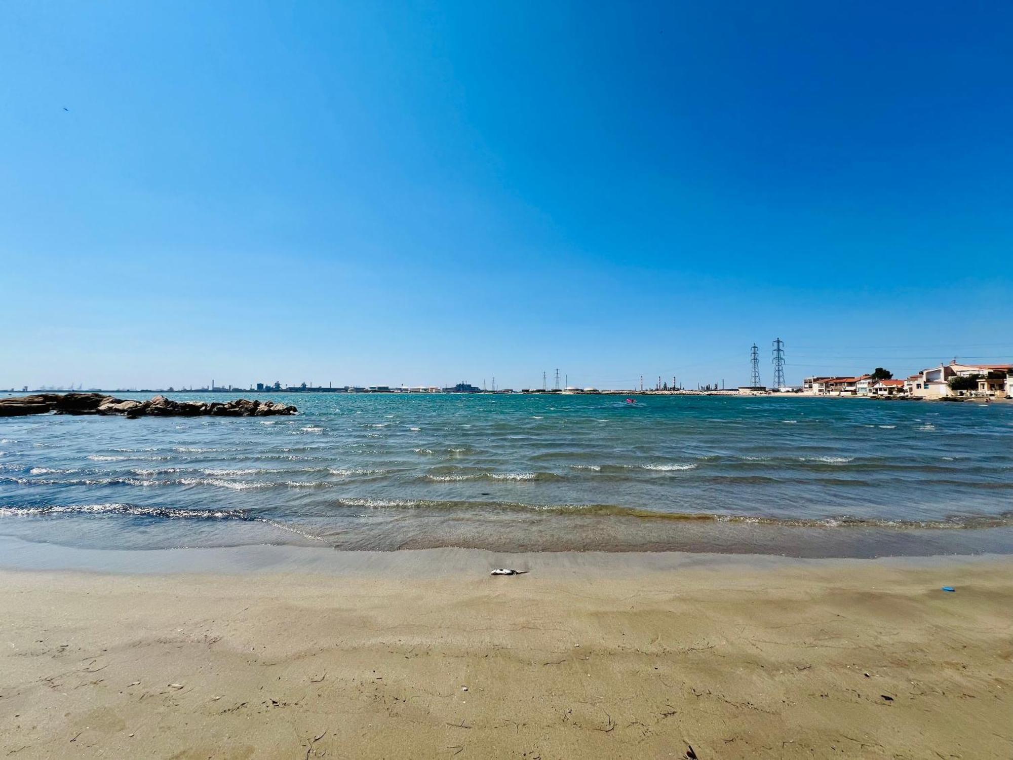 Le Coin De Mer 2, Bord De Mer, Plage 30M, Cosy, Clim, Wifi, 4 Personnes Fos-sur-Mer Eksteriør billede
